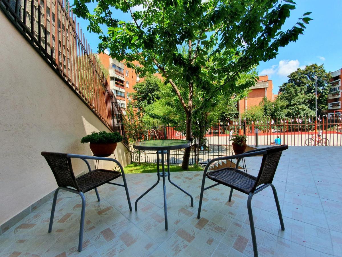 Nilena Apartmani 斯梅代雷沃 外观 照片